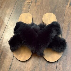 Faux Fur Slide Sandals in Black